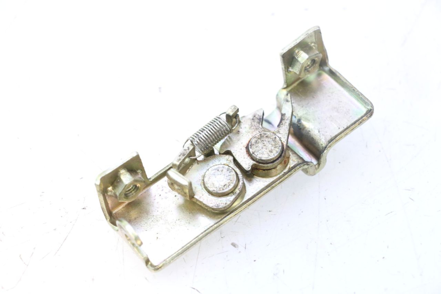 photo de SEAT LOCK SET DAELIM VJ ROADWIN 125 (2004 - 2007) - Main view
