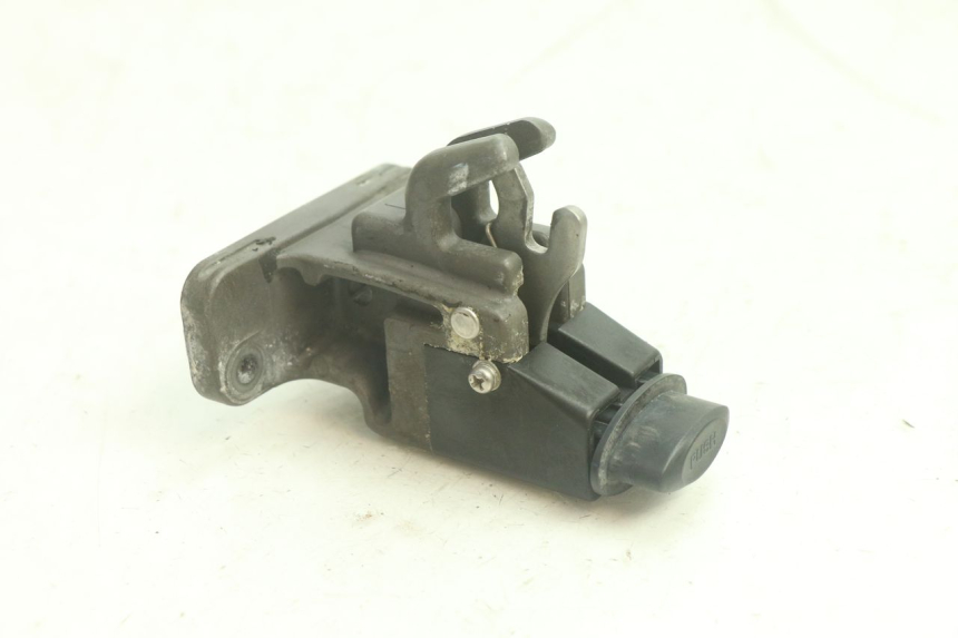 photo de SEAT LOCK SET YAMAHA WAVE RUNNER GP R 1200 (2000 - 2003) - Main view