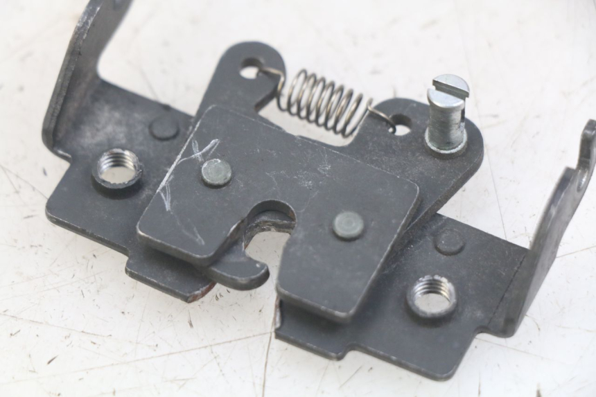 photo de SEAT LOCK YAMAHA X-CITY XCITY 125 (2007 - 2013) - Zoom on usage condition