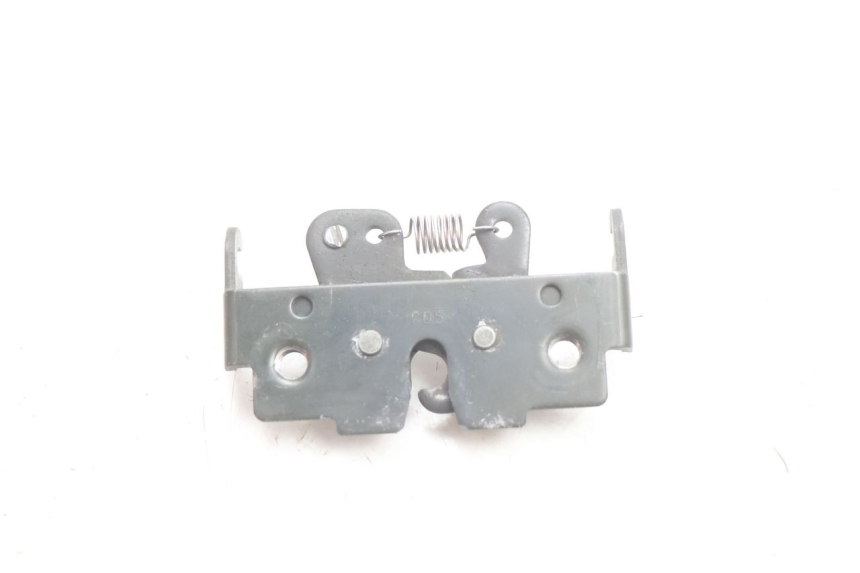 photo de SEAT LOCK PIAGGIO X9 EVOLUTION 125 (2003 - 2007) - Alternative perspective