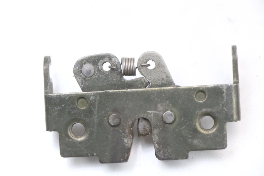 photo de SEAT LOCK PIAGGIO X9 125 (2000 - 2003) - Zoom on usage condition