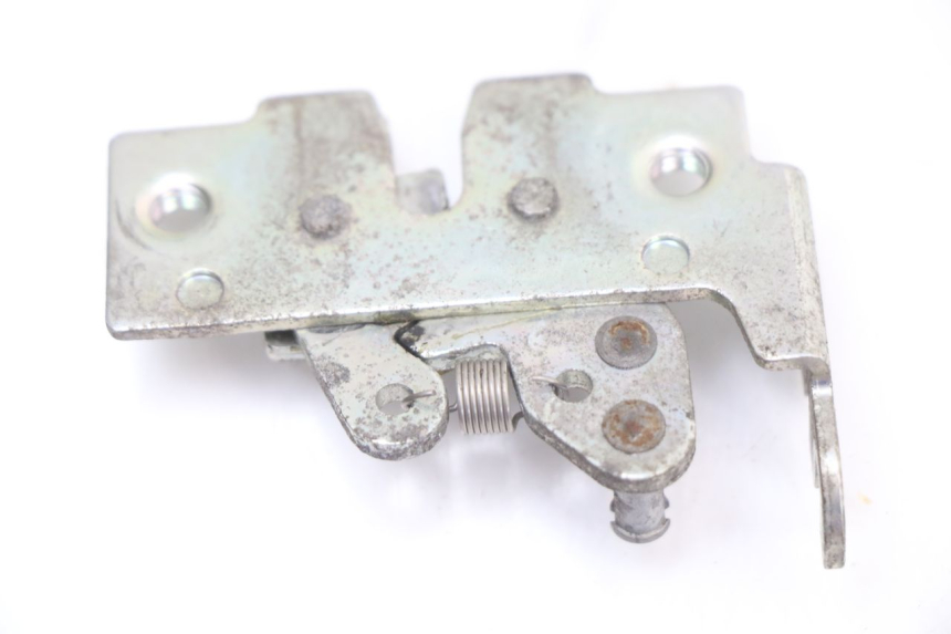 photo de SEAT LOCK PIAGGIO XEVO - X EVO 125 (2007 - 2017) - Component detail