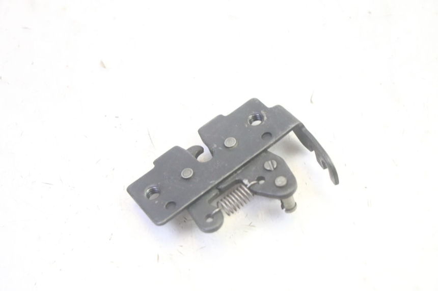 photo de SEAT LOCK PIAGGIO XEVO - X EVO 125 (2007 - 2017) - Alternative perspective