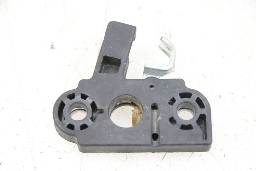 photo de SEAT LOCK YAMAHA NEOS NEO'S 4T 50 (2008 - 2016) - Component detail