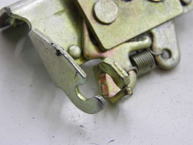 photo de SEAT LOCK SET YAMASAKI YM50QT-N3 RETRO 50 (2012 - 2014) - Technical close-up