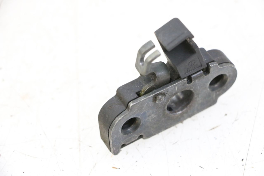 photo de SEAT LOCK SET YAMAHA YP MAJESTY 125 (2002 - 2006) - Component detail