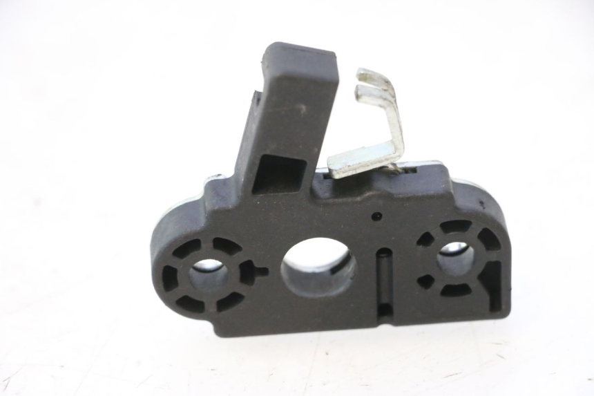 photo de SEAT LOCK YAMAHA YP MAJESTY 125 (2007 - 2010) - Component detail