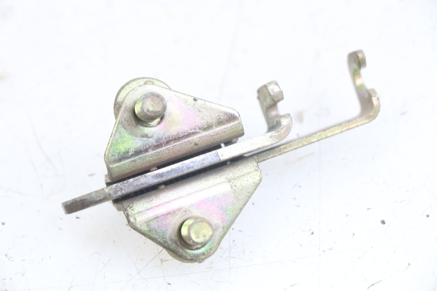 photo de SEAT LOCK YAMAHA YZF R THUNDERCAT 600 (1996 - 2003) - Component detail