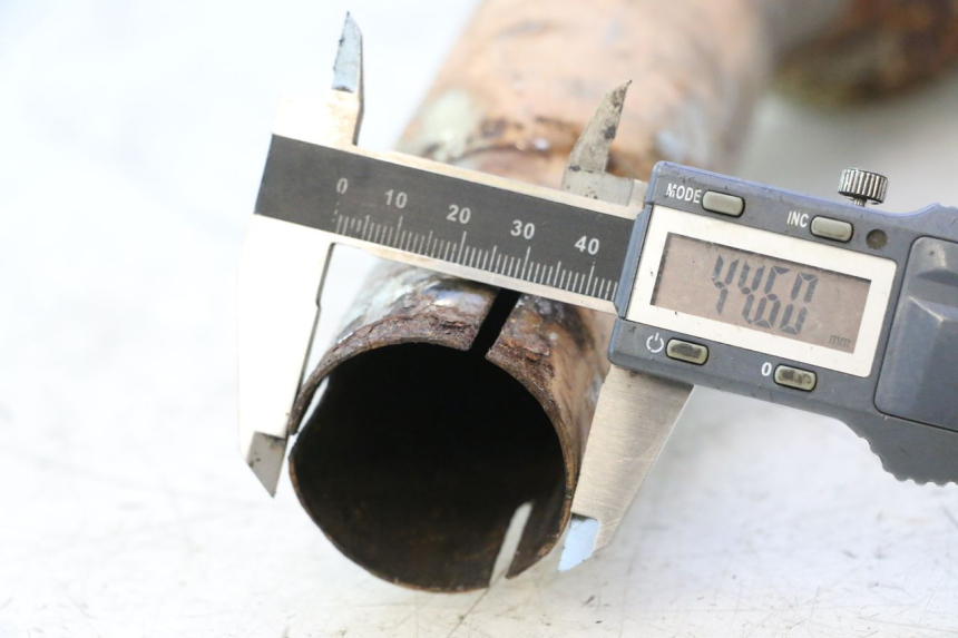 photo de EXHAUST SILENCER SUZUKI DR S 600 (1985 - 1989) - Technical close-up