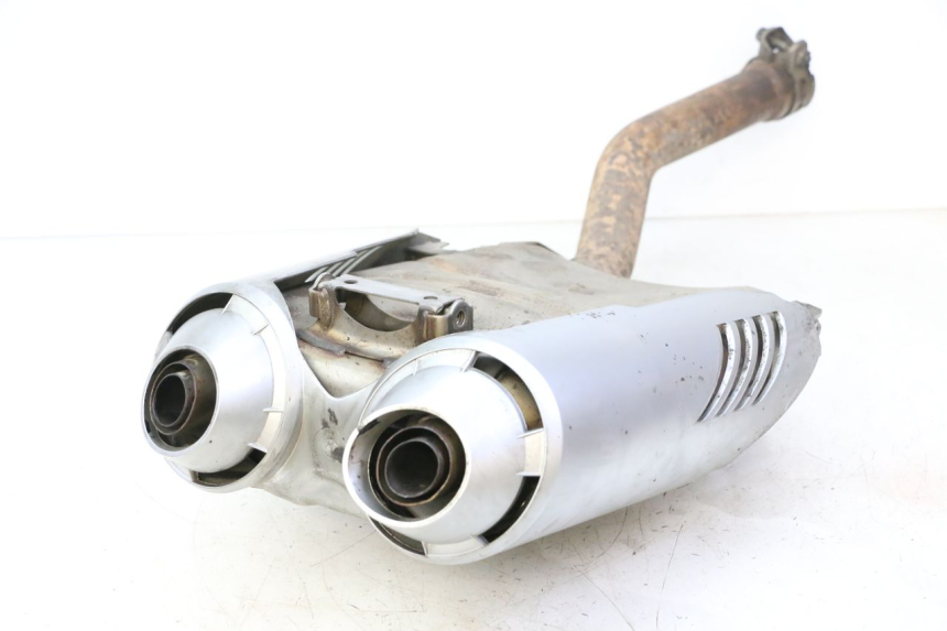 photo de EXHAUST SILENCER YAMAHA FZ6 FAZER S2 600 (2007 - 2011) - High-resolution close-up