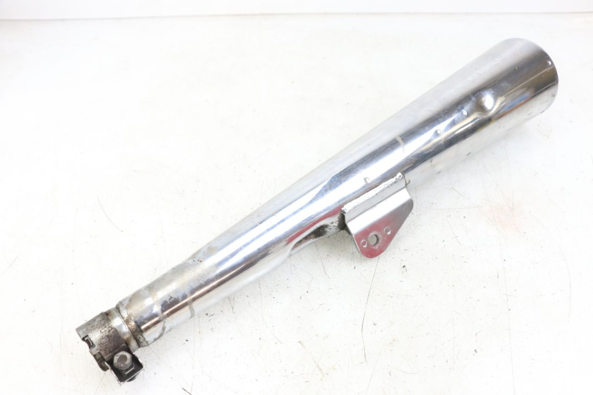 photo de EXHAUST SILENCER SUZUKI GSX E 250 (1982 - 1983) - Alternative perspective