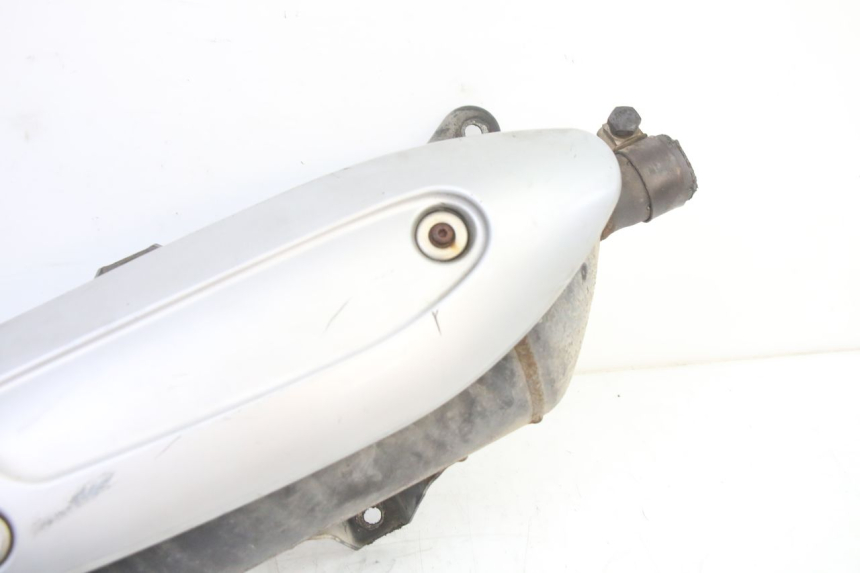 photo de EXHAUST SILENCER PEUGEOT SATELIS 250 (2006 - 2012) - Zoom on usage condition