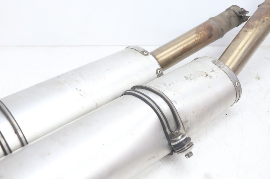 photo de EXHAUST SILENCER DUCATI SS IE DS CARENEE 1000 (2002 - 2006) - Focus on structure