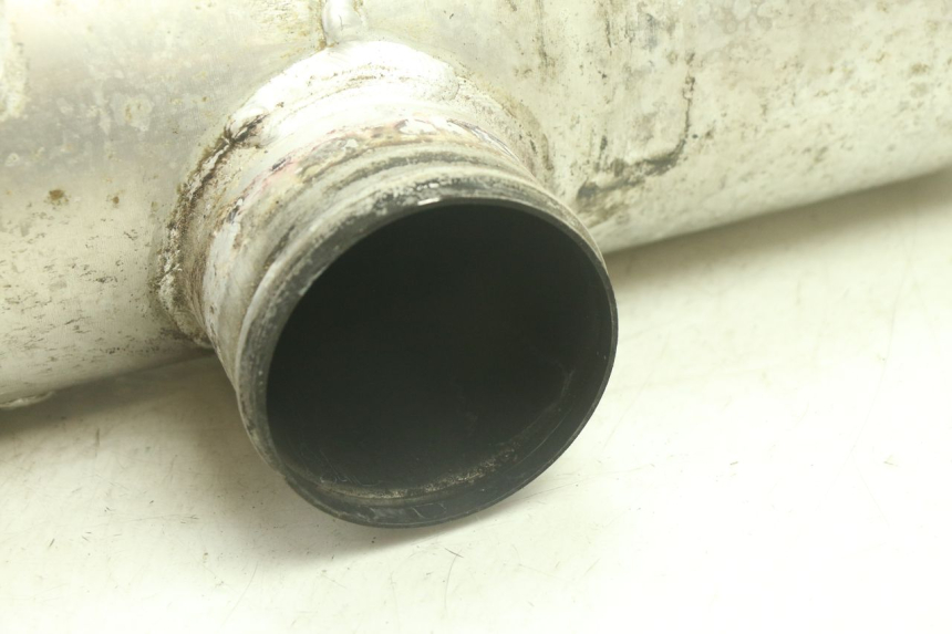 photo de EXHAUST SILENCER YAMAHA WAVE RUNNER GP R 1200 (2000 - 2003) - Component detail