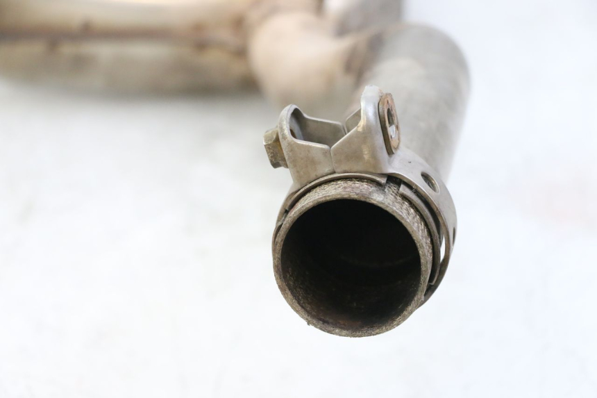 photo de EXHAUST SILENCER YAMAHA FZ6 FAZER S2 600 (2007 - 2011) - Fixing points details