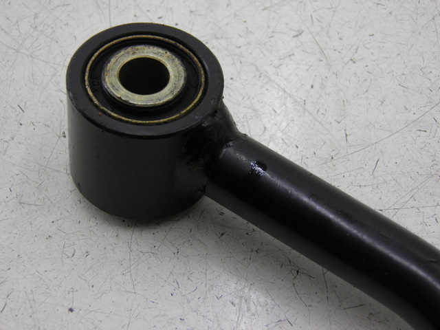 photo de ENGINE MOUNT RUBBER PIAGGIO XEVO 400 (2007) - Component detail