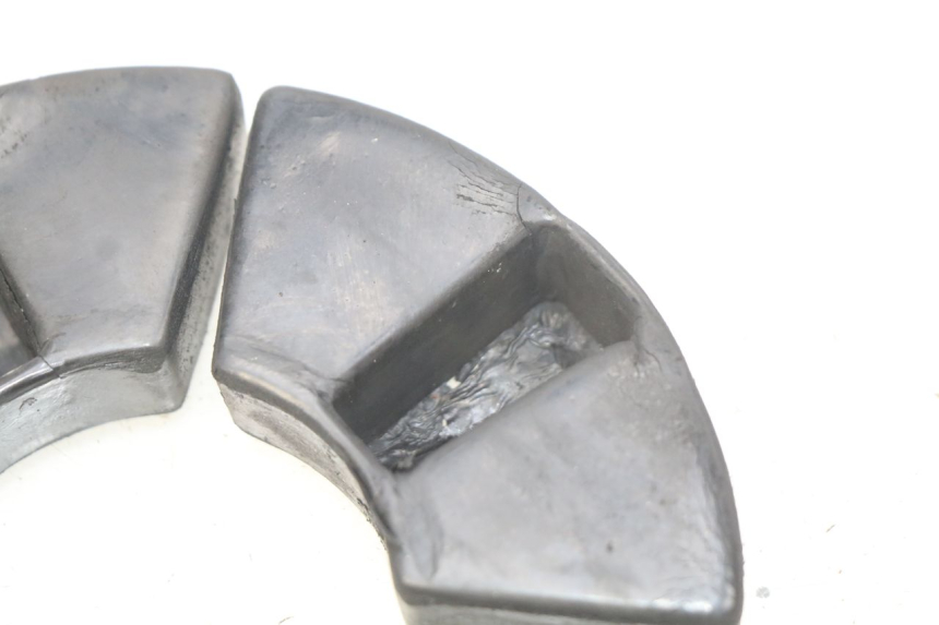 photo de CROWN WHEEL SILENTBLOCK ROYAL ENFIELD BULLET CLASSIC 500 (2017 - 2020) - Zoom on usage condition