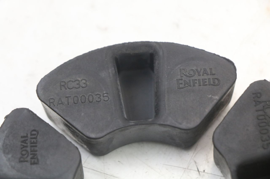 photo de SPROCKET SILENTBLOCK ROYAL ENFIELD CONTINENTAL GT 650 (2019 - 2024) - Zoom on usage condition