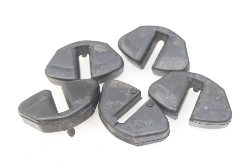 photo de CROWN WHEEL SILENTBLOCK SUZUKI SV S 650 (1999 - 2002) - Component detail