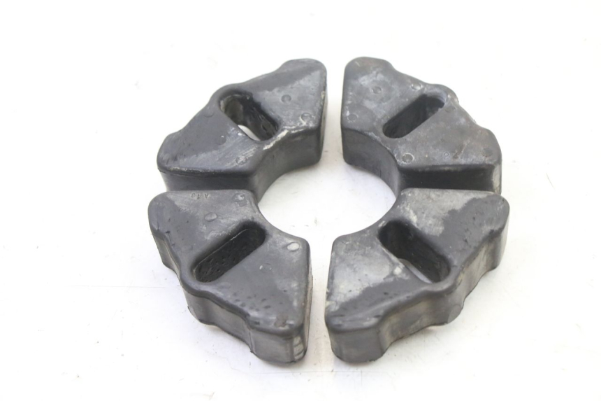 photo de SPROCKET SILENTBLOCK HONDA XLV VARADERO 125 (2000 - 2006) - Alternative perspective