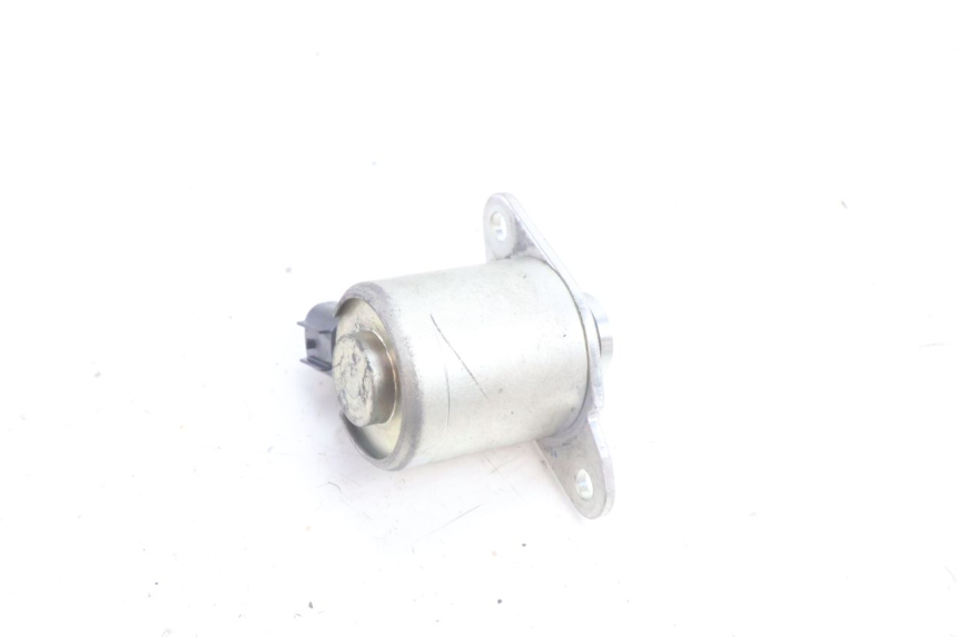 photo de COMPRESSION RELEASE SOLENOID YAMAHA N-MAX NMAX 125 (2021 - 2024) - Alternative perspective