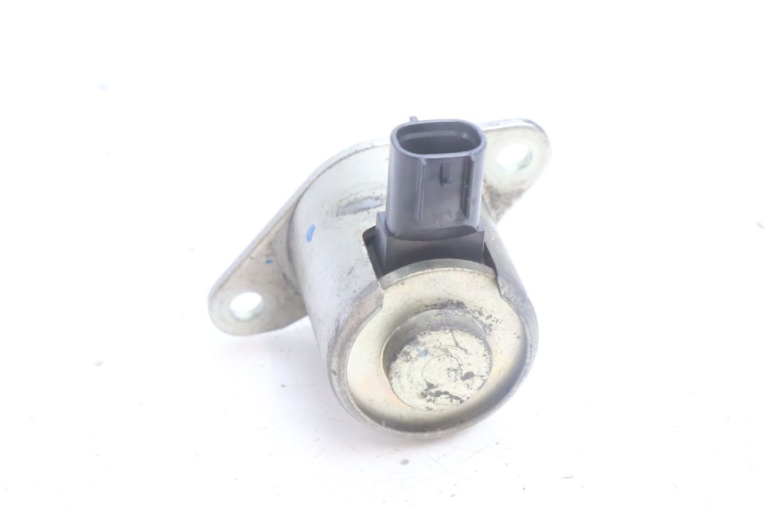 photo de COMPRESSION RELEASE SOLENOID YAMAHA N-MAX NMAX 125 (2021 - 2024) - Technical close-up