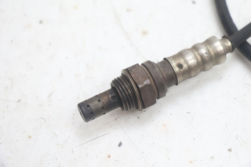 photo de LAMBDA SENSOR HONDA FJS SILVER WING SILVERWING 400 (2005 - 2008) - Zoom on usage condition