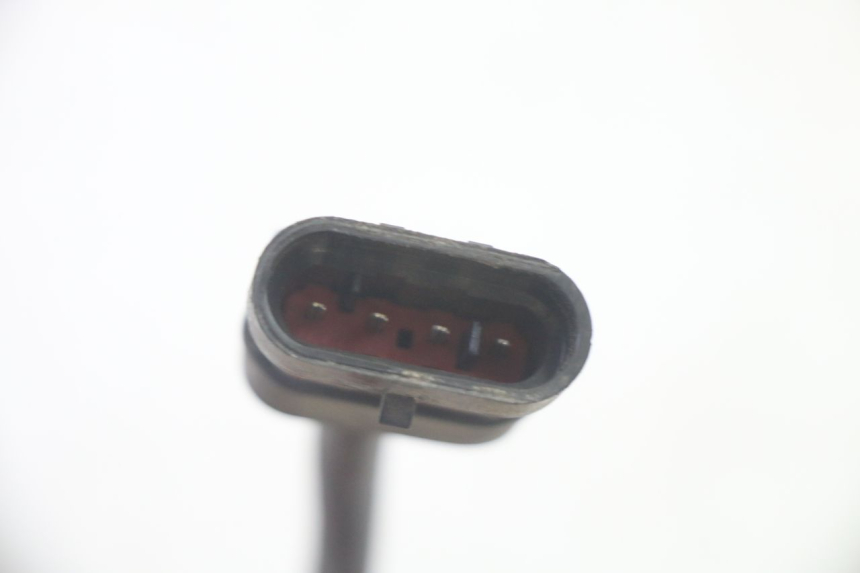 photo de OXYGEN SENSOR PIAGGIO MP3 RL 250 (2006 - 2010) - Technical close-up