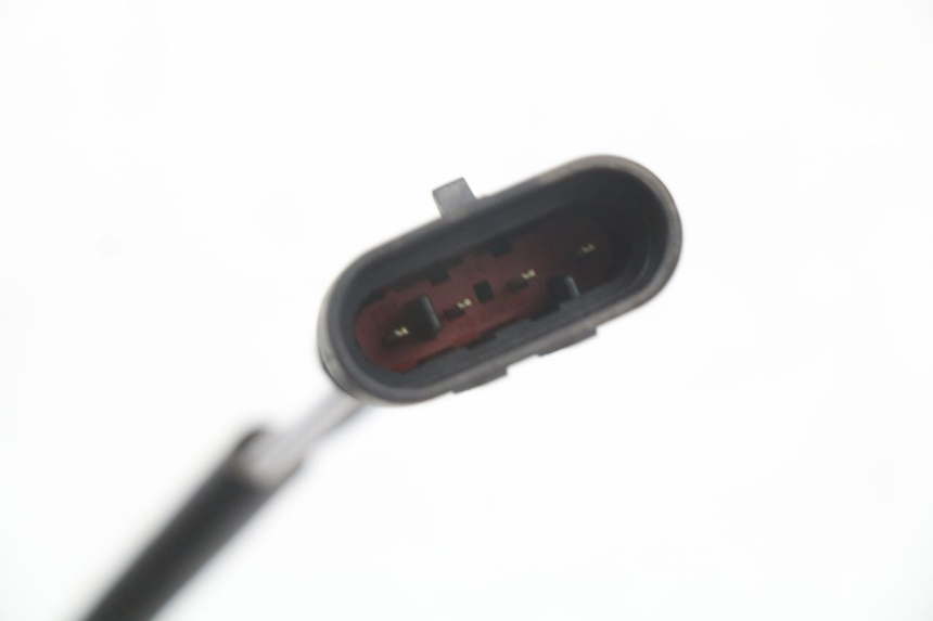 photo de LAMBDA SENSOR MOTO GUZZI NORGE 8V GT 1200 (2011 - 2016) - Technical close-up