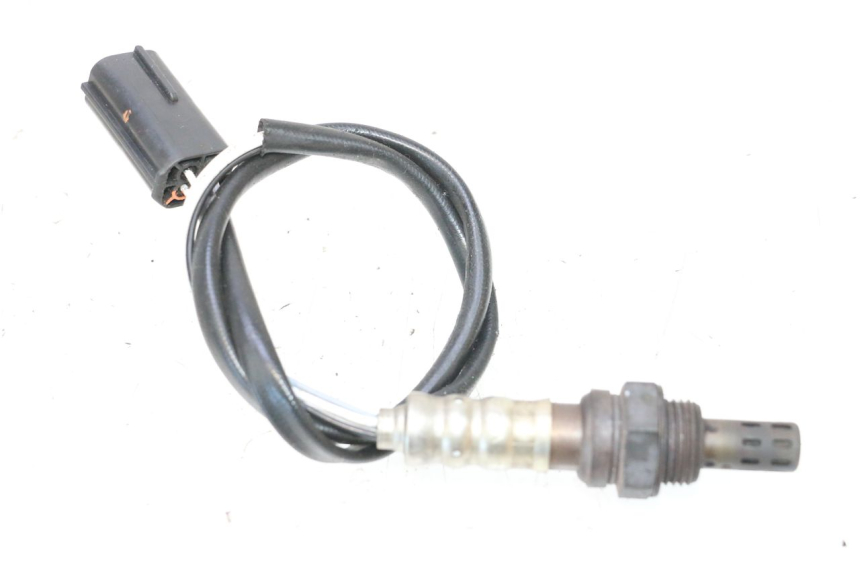 photo de LAMBDA SENSOR PEUGEOT SATELIS COMPRESSOR K15 125 (2006 - 2009) - Technical close-up