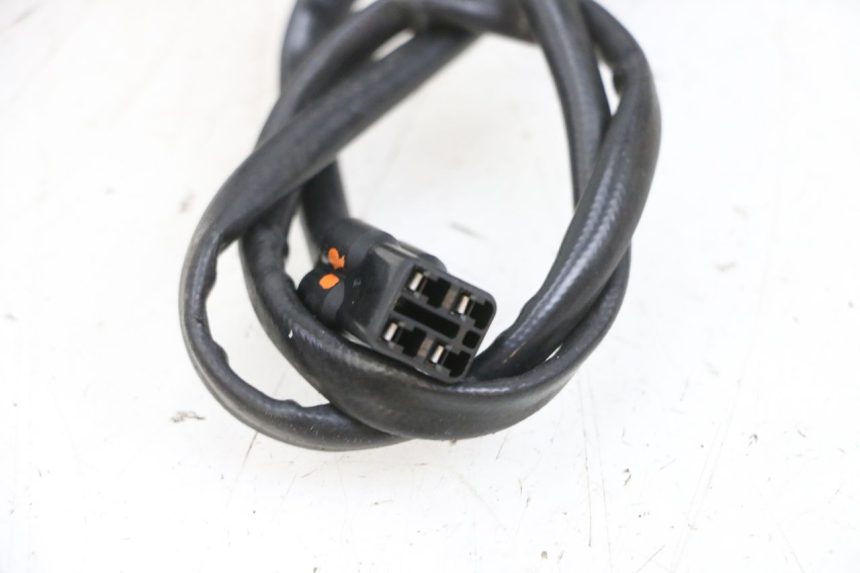 photo de LAMBDA SENSOR PEUGEOT TWEET PRO EFI 4T 50 (2021 - 2022) - Alternative perspective