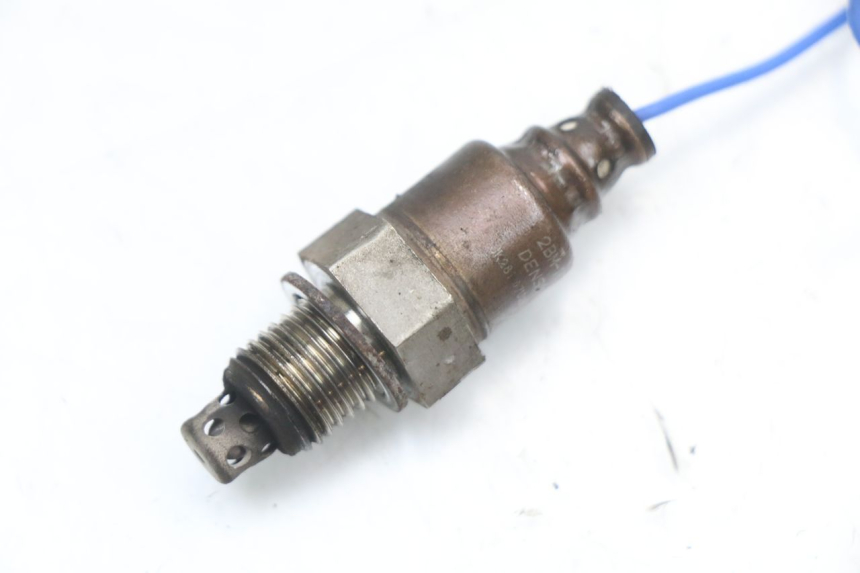 photo de OXYGEN SENSOR YAMAHA XMAX X-MAX ABS 125 (2017 - 2020) - Alternative perspective