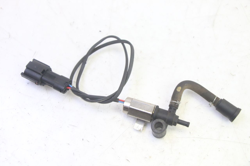 photo de AIR PRESSURE SENSOR KYMCO AGILITY 4T 50 (2018 - 2022) - Alternative perspective