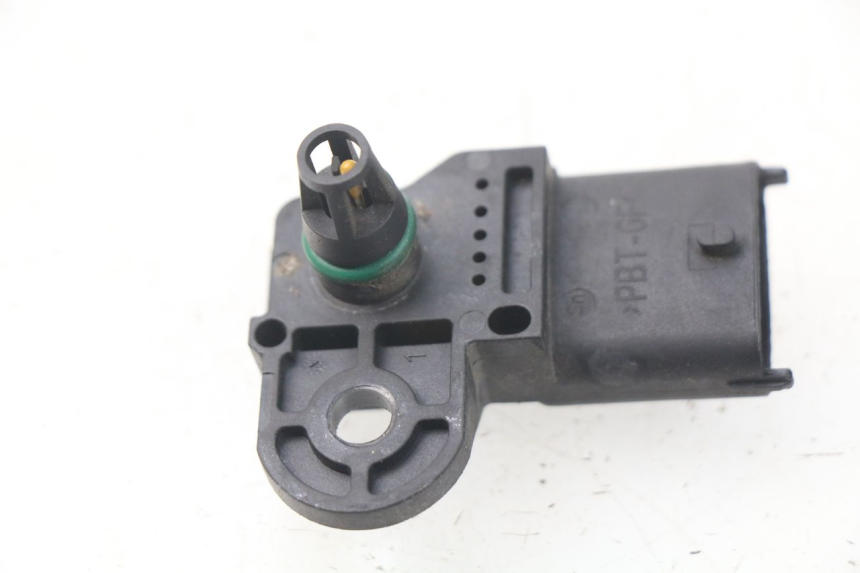 photo de AIR PRESSURE SENSOR MV AGUSTA BRUTALE R WALLY 910 (2008 - 2008) - Alternative perspective