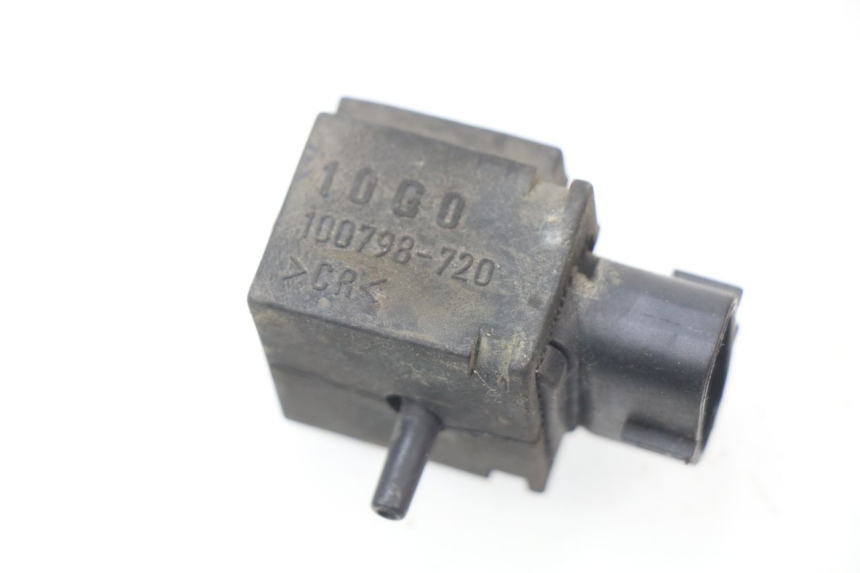 photo de AIR PRESSURE SENSOR SUZUKI BURGMAN 650 (2002 - 2004) - Main view