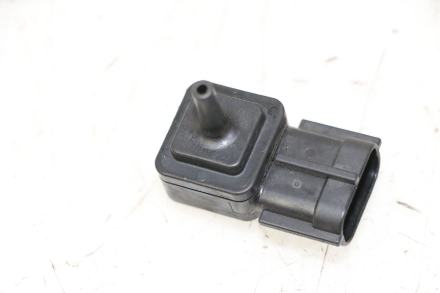 photo de AIR PRESSURE SENSOR SUZUKI BURGMAN 125 (2007 - 2014) - Zoom on usage condition