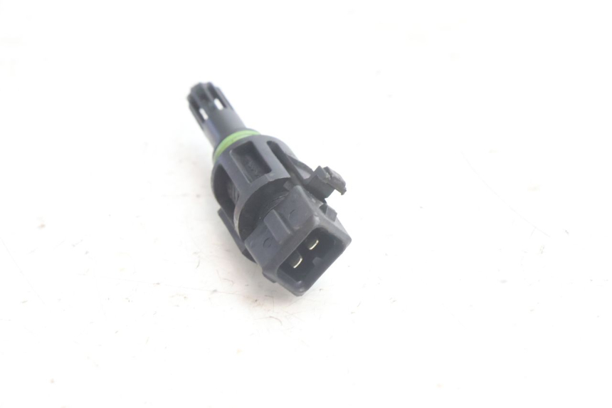 photo de AIR PRESSURE SENSOR BMW C1 125 (2000 - 2003) - Alternative perspective