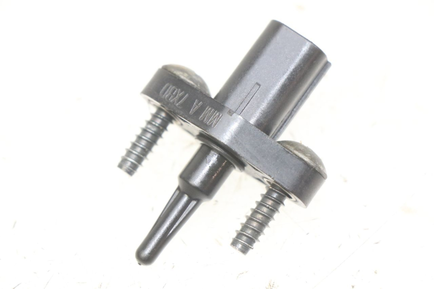 photo de AIR PRESSURE SENSOR HONDA CB R 1000 (2018 - 2023) - Main view