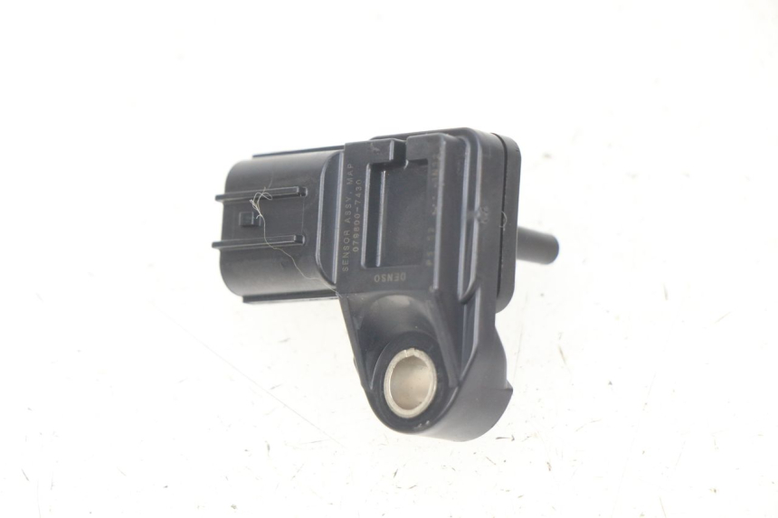 photo de AIR PRESSURE SENSOR HONDA CBRF CBR-F PC41 600 (2011 - 2013) - Main view