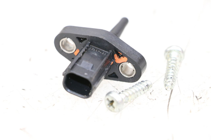 photo de AIR PRESSURE SENSOR HONDA CRF R 250 (2020 - 2021) - Zoom on usage condition