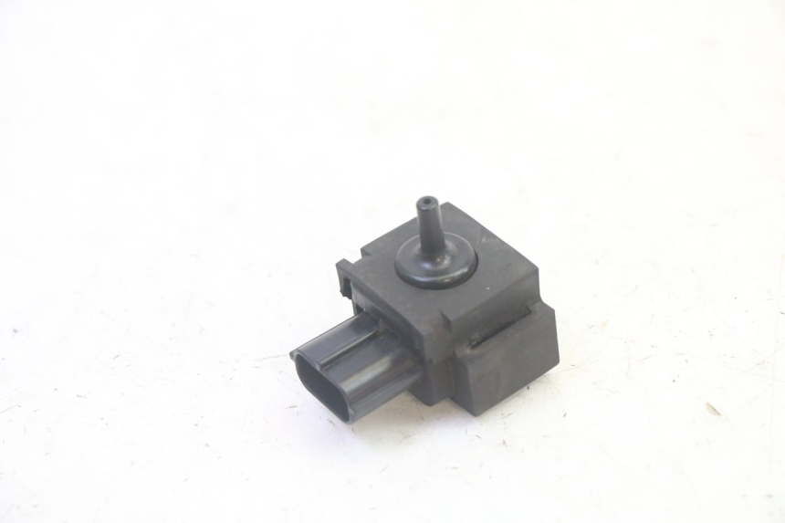 photo de AIR PRESSURE SENSOR SUZUKI DL V STROM 1000 (2002 - 2007) - Main view