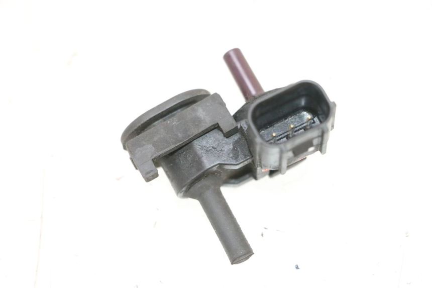 photo de AIR PRESSURE SENSOR KAWASAKI ER-6 ER6 F ABS 650 (2012 - 2016) - Component detail