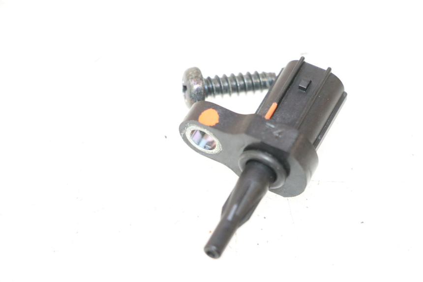 photo de AIR PRESSURE SENSOR KAWASAKI ER-6 ER6 N 650 (2005 - 2009) - Main view