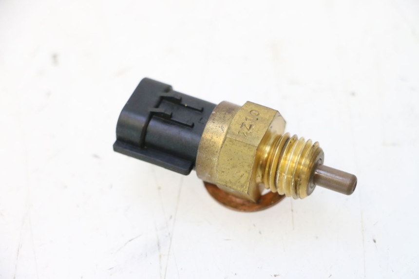 photo de AIR PRESSURE SENSOR YAMAHA FJR 1300 (2001 - 2005) - Component detail