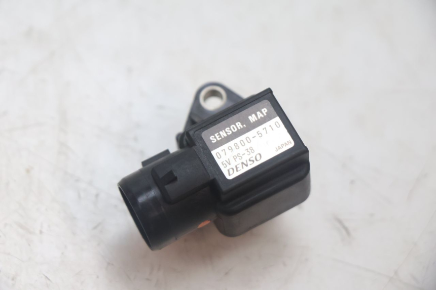 photo de AIR PRESSURE SENSOR HONDA FJS SILVER WING SILVERWING 400 (2005 - 2008) - Component detail