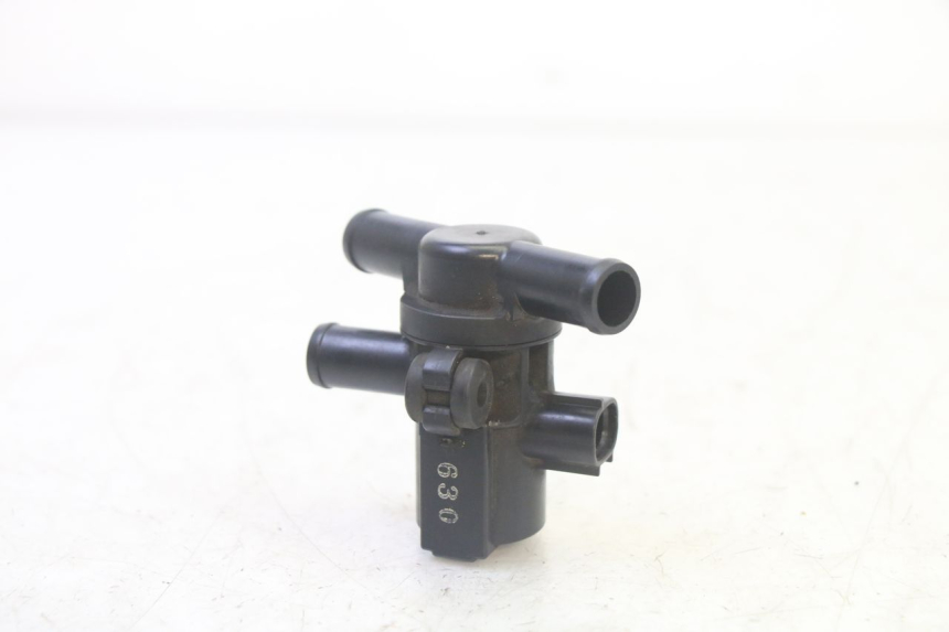 photo de AIR PRESSURE SENSOR YAMAHA FZ6 N FAZER 600 (2004 - 2006) - Component detail