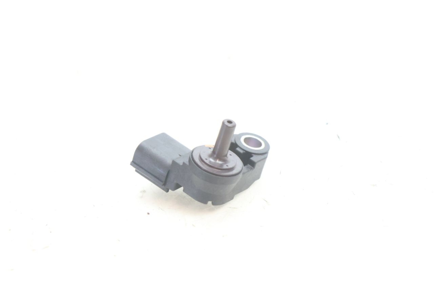 photo de AIR PRESSURE SENSOR YAMAHA FZ8 800 (2010 - 2016) - Component detail