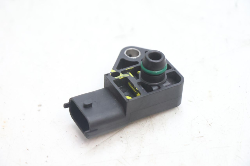 photo de AIR PRESSURE SENSOR GILERA GP 800 (2007 - 2013) - Component detail
