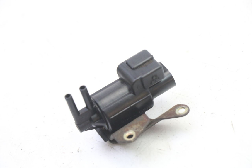 photo de AIR PRESSURE SENSOR SUZUKI GS GSE 500 (2001 - 2003) - Component detail