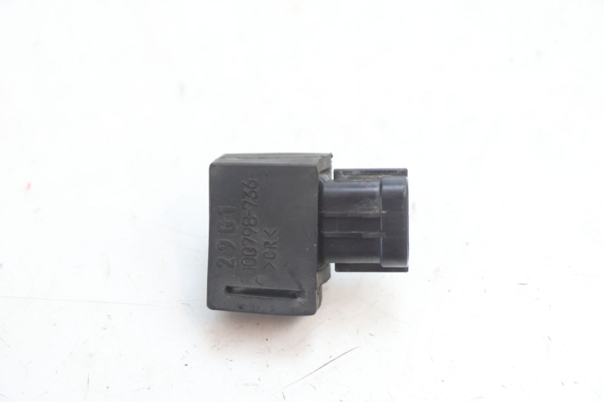 photo de AIR PRESSURE SENSOR SUZUKI GSR 600 (2005 - 2012) - Alternative perspective